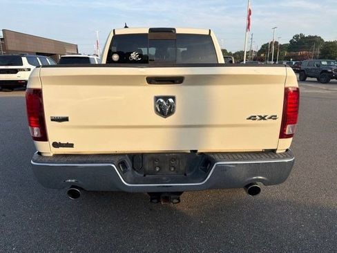 Used 2017 RAM 1500 Laramie w/ Convenience Group AWD/4WD image 5