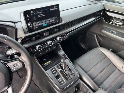 Used 2025 Honda CR-V Sport Touring image 29
