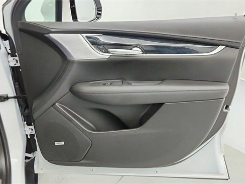 Certified 2024 Cadillac XT5 Premium Luxury w/ LPO, Floor Liner Package image 23