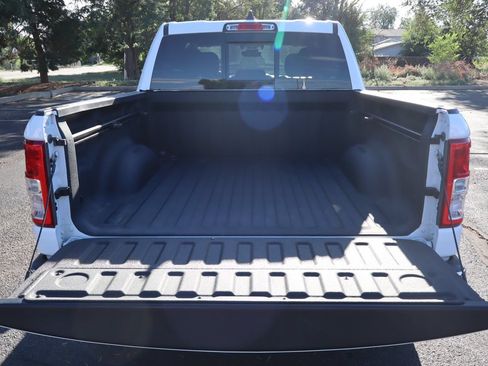 Used 2019 RAM 1500 Big Horn AWD/4WD image 14