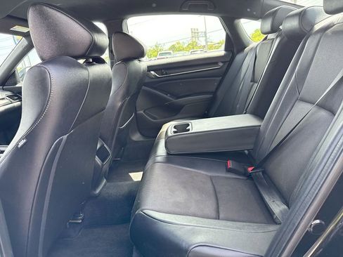 Used 2019 Honda Accord Sport image 21