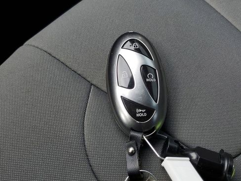 Used 2024 Hyundai Elantra SEL w/ Convenience Package FWD image 28