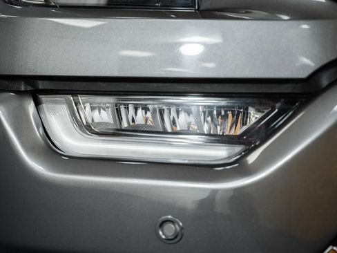 Certified 2022 Ford F150 Platinum w/ FX4 Off-Road Package image 10