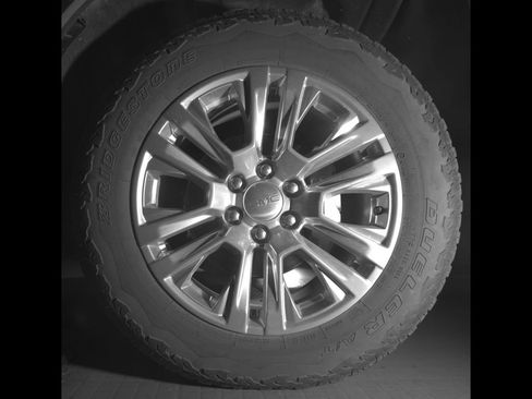 Certified 2024 GMC Sierra 1500 Denali w/ Technology Package AWD/4WD image 10