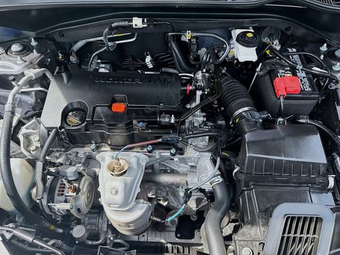 Certified 2024 Honda HR-V EX-L image 34