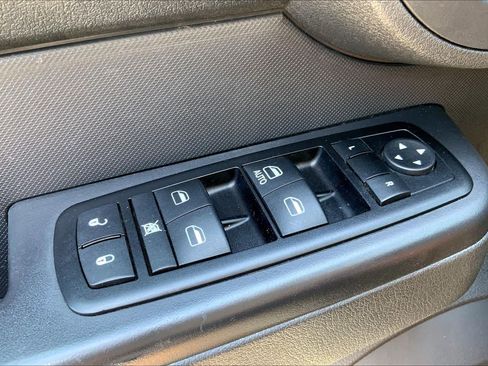 Used 2010 Dodge Nitro SE w/ Popular Equipment Group AWD/4WD image 35