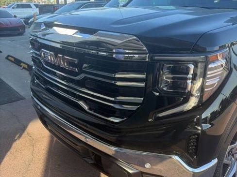 Used 2024 GMC Sierra 1500 SLT w/ SLT Premium Plus Package image 2