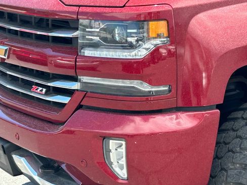 Used 2018 Chevrolet Silverado 1500 LTZ Z71 w/ LTZ Plus Package AWD/4WD image 13
