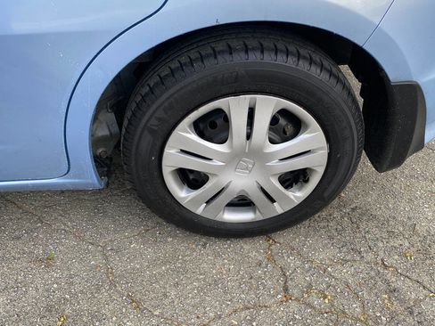 Used 2010 Honda Fit image 9