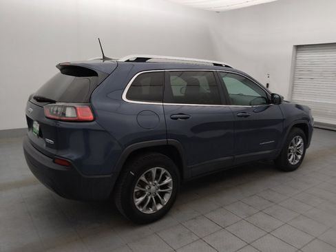 Used 2019 Jeep Cherokee Latitude Plus AWD/4WD image 10