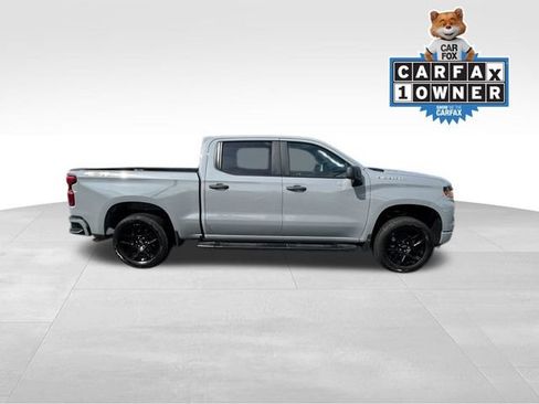 Used 2024 Chevrolet Silverado 1500 Custom AWD/4WD image 1