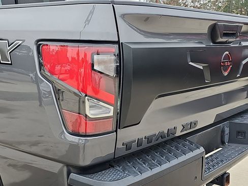 Used 2023 Nissan Titan PRO-4X image 37
