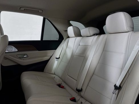 Used 2023 Mercedes-Benz GLE 350 w/ Premium Package image 8