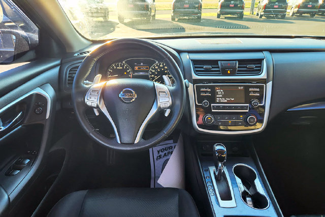 Used 2018 Nissan Altima 2.5 SR FWD image 6