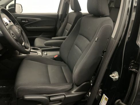 Used 2017 Honda Ridgeline Sport image 12