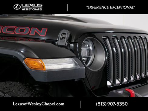 Used 2019 Jeep Wrangler Unlimited Rubicon AWD/4WD image 3