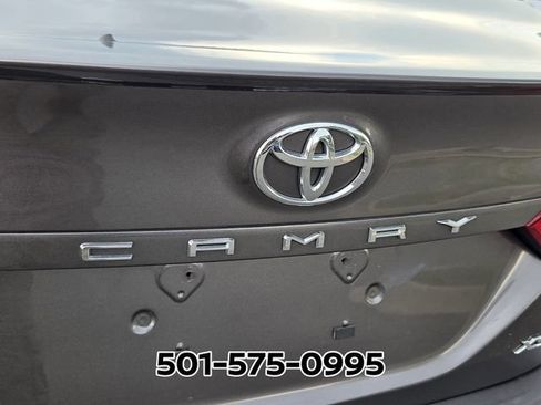 Used 2022 Toyota Camry XSE FWD image 10