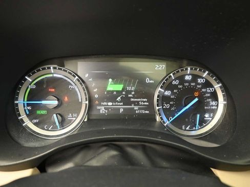 Used 2022 Toyota Highlander XLE AWD/4WD image 7