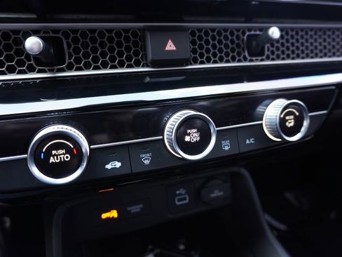 Used 2023 Honda Civic Sport image 17