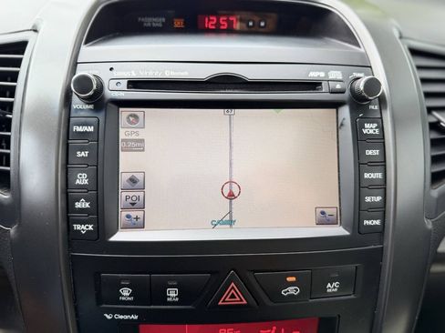 Used 2012 Kia Sorento SX w/ SX Premium Pkg AWD/4WD image 17