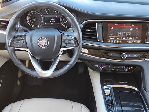 Used 2023 Buick Enclave Essence w/ Sport Touring Edition image 27