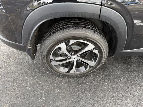 Certified 2024 Chevrolet Trax RS image 29