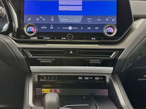 New 2026 Lexus TX 500h AWD image 13