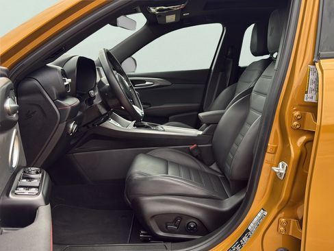 Certified 2025 Dodge Hornet GT w/ GT Plus Package AWD/4WD image 19