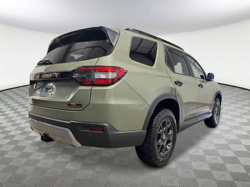 New 2026 Honda Pilot TrailSport image 6