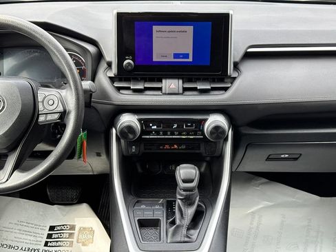 Used 2023 Toyota RAV4 LE FWD image 20