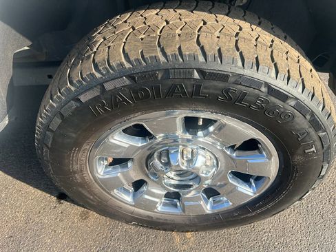 Used 2024 Ford F250 Lariat w/ Chrome Package image 15