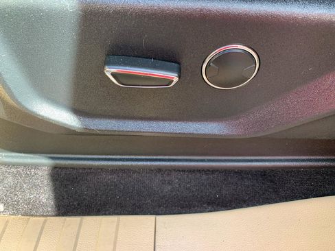 Used 2015 Ford F150 XLT w/ Equipment Group 301A Mid image 25