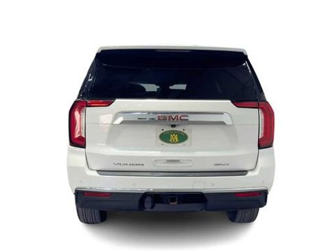 Used 2023 GMC Yukon XL SLT w/ SLT Premium Package RWD image 3