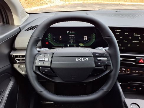 New 2026 Kia Sportage LX image 7