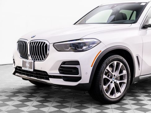 Used 2022 BMW X5 xDrive40i w/ Premium Package AWD/4WD image 41