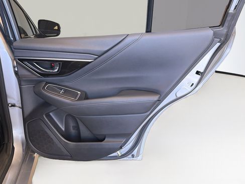 Used 2020 Subaru Legacy Limited image 32