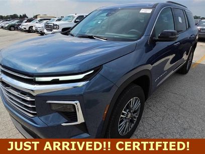 Certified 2025 Chevrolet Traverse LT
