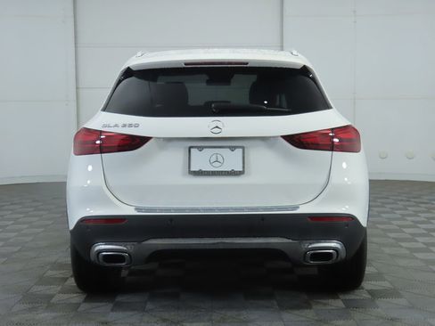 Certified 2025 Mercedes-Benz GLA 250 image 6