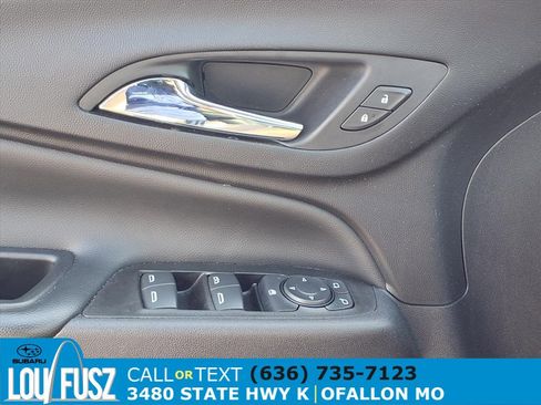 Used 2021 Chevrolet Equinox LT image 24