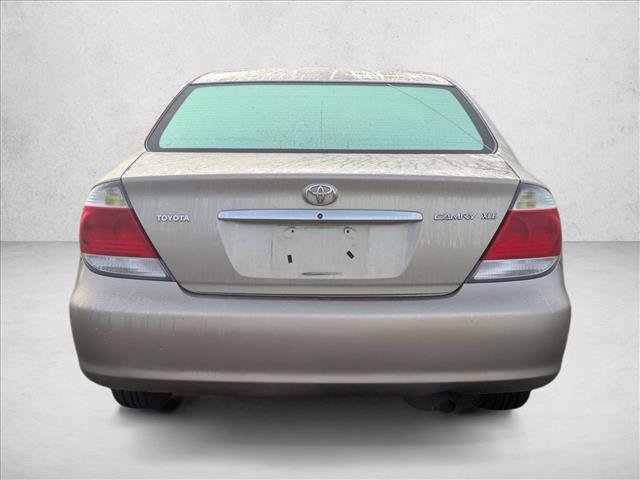 Used 2005 Toyota Camry XLE FWD image 6