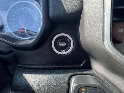 Used 2020 RAM 1500 Big Horn AWD/4WD image 26