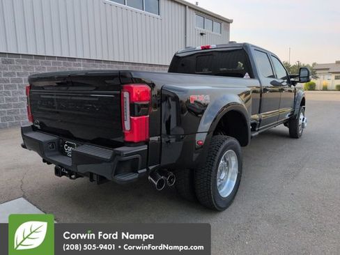 New 2026 Ford F450 Platinum w/ FX4 Off-Road Package AWD/4WD image 3