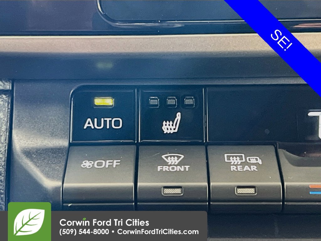 Used 2025 Toyota Camry SE w/ Convenience Package AWD/4WD image 23