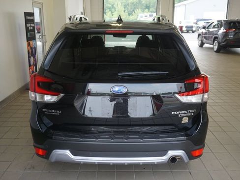 Used 2024 Subaru Forester Touring AWD/4WD image 19