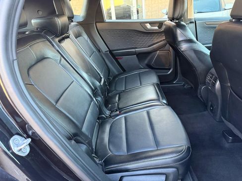 Used 2020 Ford Escape Titanium AWD/4WD image 18