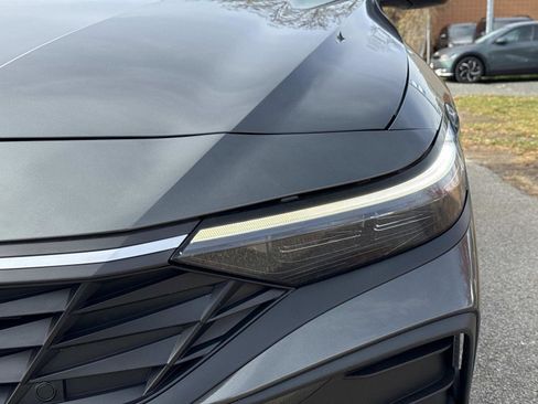 Certified 2024 Hyundai Elantra SEL image 10