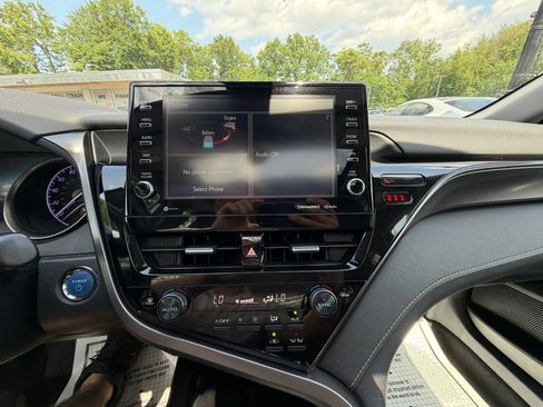 Used 2021 Toyota Camry XSE FWD image 24