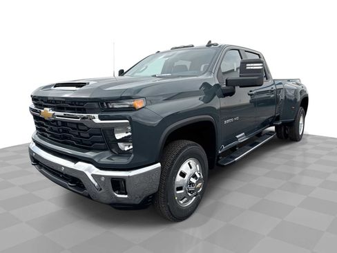 New 2026 Chevrolet Silverado 3500 LT w/ All Star Edition AWD/4WD image 1