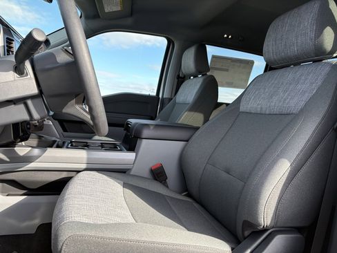 New 2026 Ford F250 XLT w/ XLT Premium Package image 17