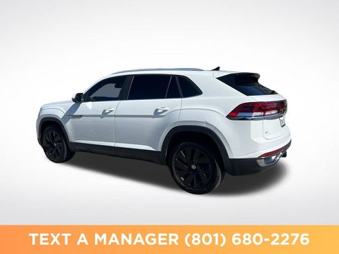 Used 2024 Volkswagen Atlas Cross Sport SE AWD/4WD image 3